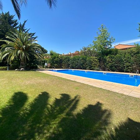 Apartament Per Parelles Reformat Amb Piscina กาเลญา เด ปาลาฟรูเจล ภายนอก รูปภาพ