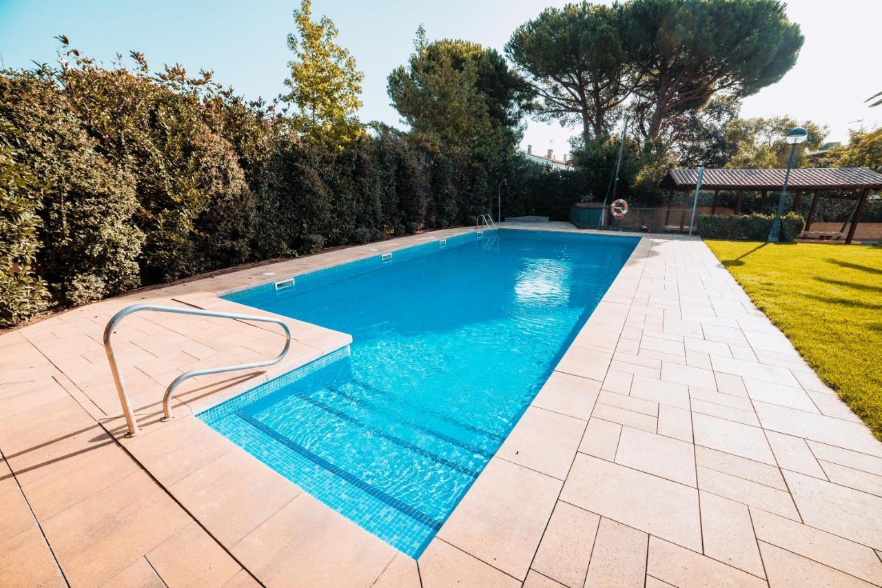 Apartament Per Parelles Reformat Amb Piscina กาเลญา เด ปาลาฟรูเจล ภายนอก รูปภาพ