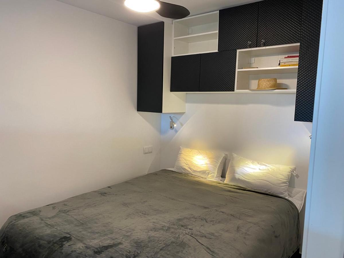Apartament Per Parelles Reformat Amb Piscina กาเลญา เด ปาลาฟรูเจล ภายนอก รูปภาพ